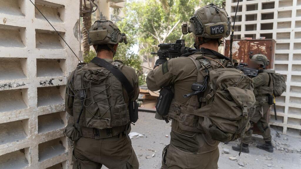 תיעוד: פשיטת כוחות גבעתי בשכונת אל אמל בחאן יונס