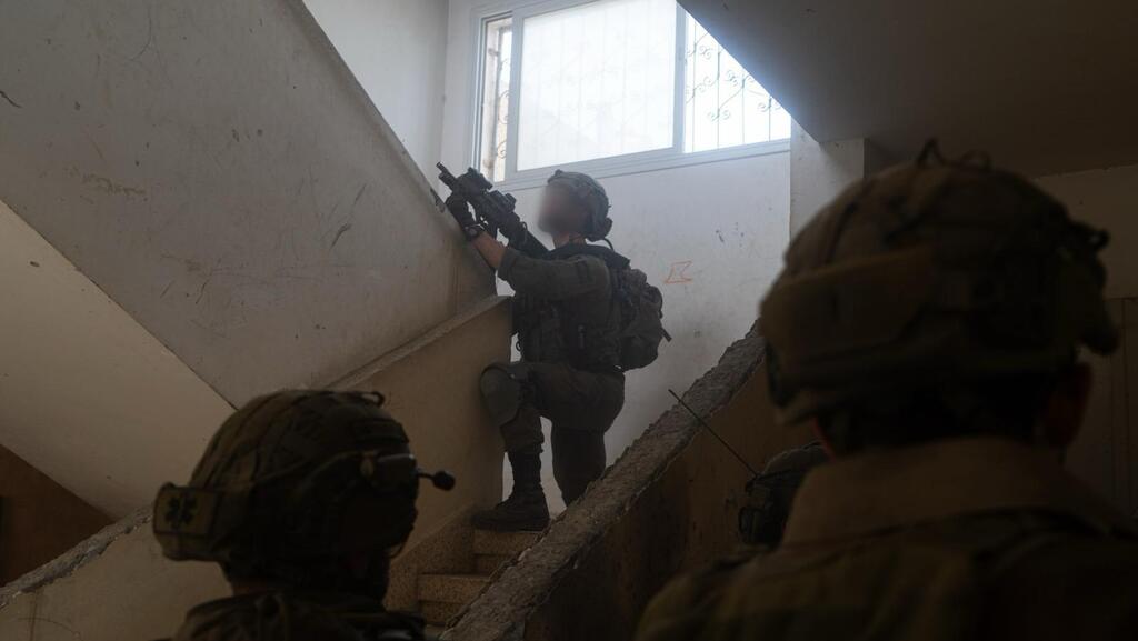 תיעוד: פשיטת כוחות גבעתי בשכונת אל אמל בחאן יונס