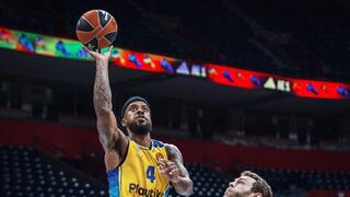 שחקן מכבי ת"א לורנזו בראון