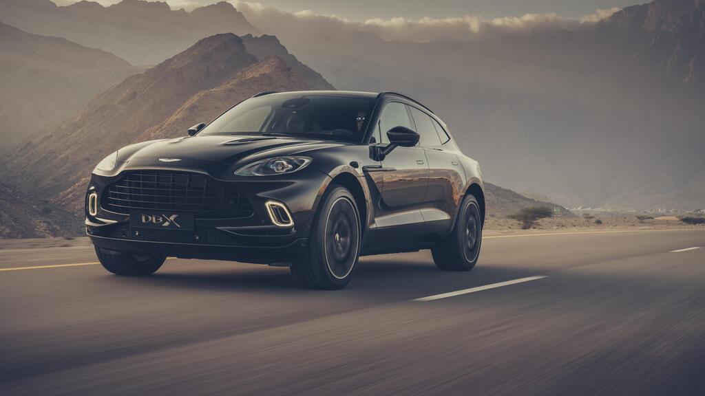 Aston Martin DBX