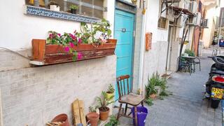 חנויות שהפכו לדירות בפלורנטין תל- אביב 