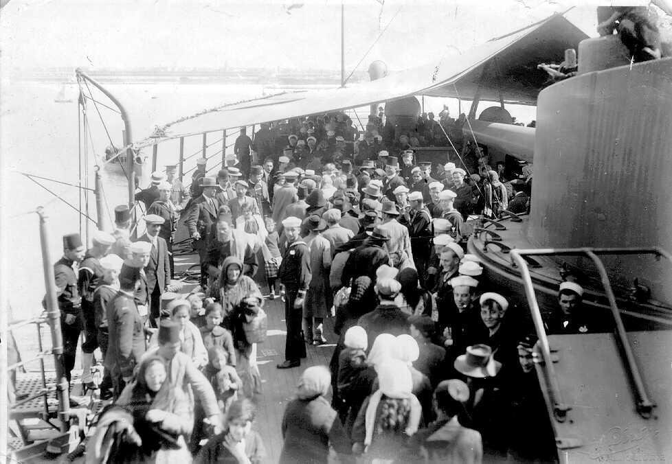 יהודים בדרכם מארץ ישראל למצרים, 1915