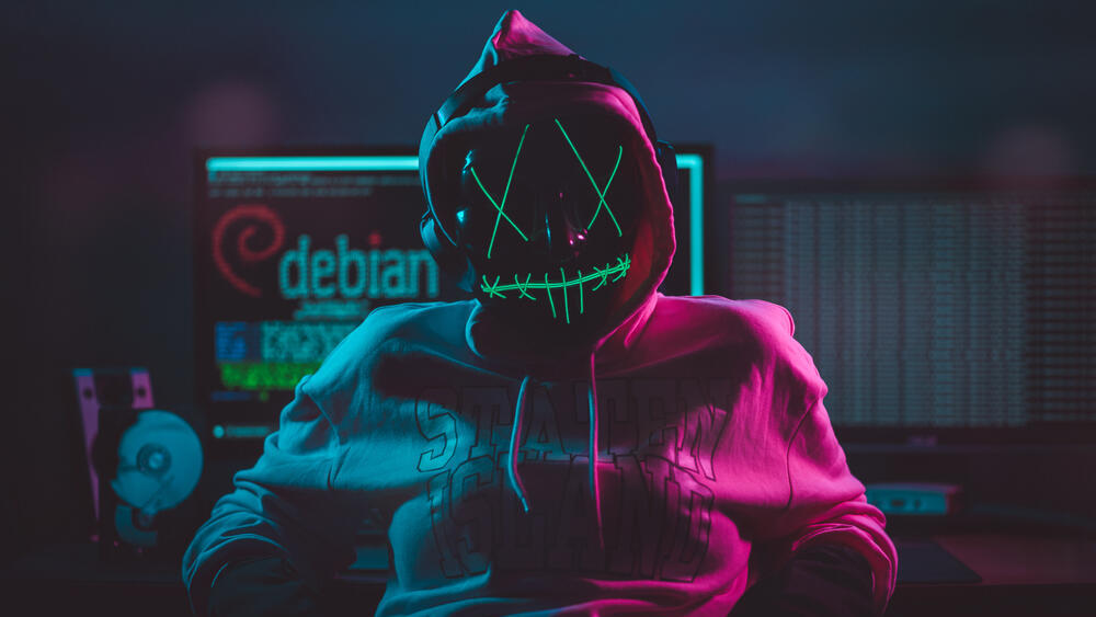 האקרים פורצים למחשבים