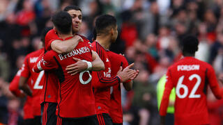 שחקני מנצ'סטר יונייטד חוגגים