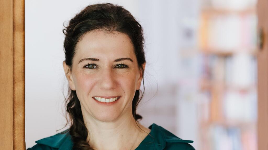 Dr. Naama Lang-Yona (Photo: Einav Kopolovitch) ד"ר נעמה לנג-יונה