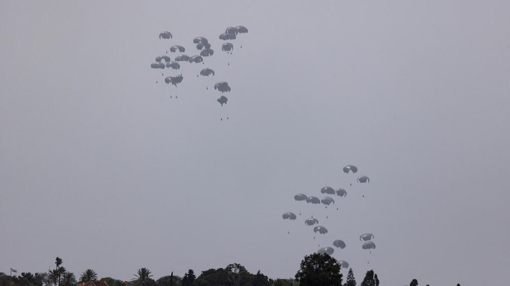 הצנחת סיוע הומניטרי ברצועת עזה