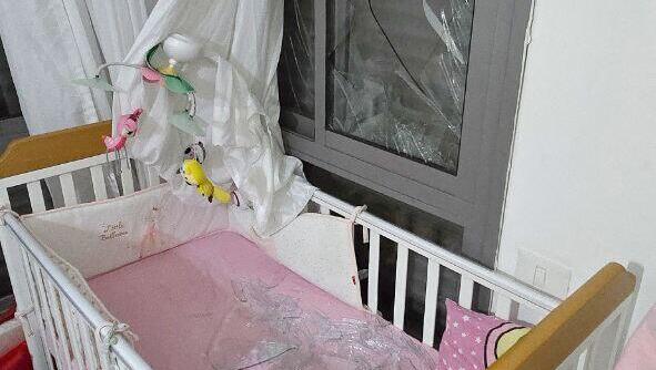 חלון חדר השינה של תינוקת בבאר שבע