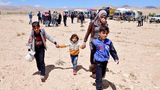 הפליטים הסורים בדרכם חזרה מלבנון לארצם