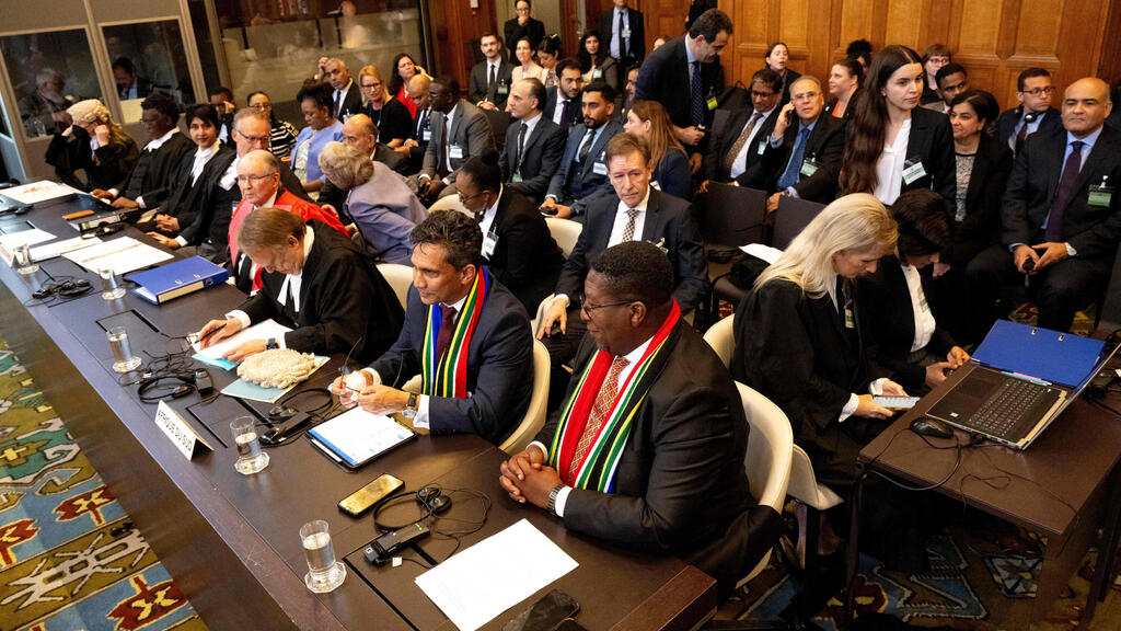משלחות דרום אפריקה  בבית הדין הבינלאומי לצדק