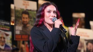 עדן גולן בעצרת בינלאומית בכיכר החטופים