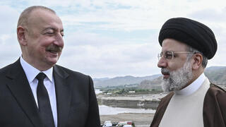 איברהים ראיסי בביקור ב אזרבייג'ן עם הנשיא אילהם אלייב ביום ההתרסקות 