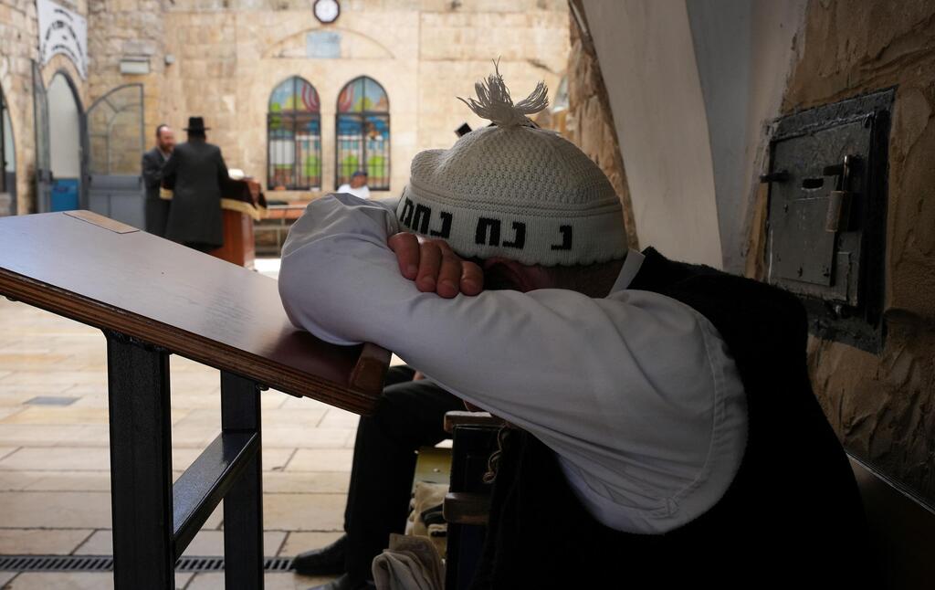 עדיין ממתינים להחלטה. מתחם הקבר במירון, אתמול