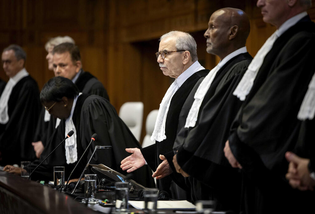 They hope that their opponents become the subject of international censure and possible sanctions. International Court of Justice, Haugh (Photo: EPA/Koen van Weel) בית הדין בהאג