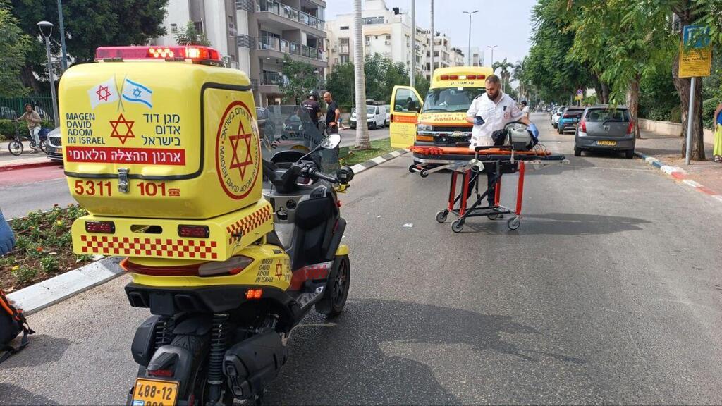 זירת תאונת הדרכים ברחוב קרן היסוד ברעננה