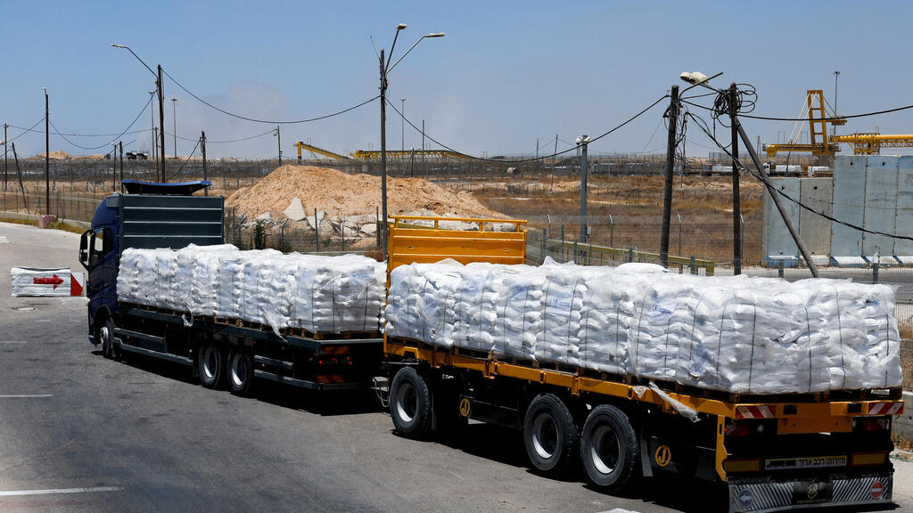 מעבר כרם שלום משאיות סיוע הומניטרי לרצועת עזה