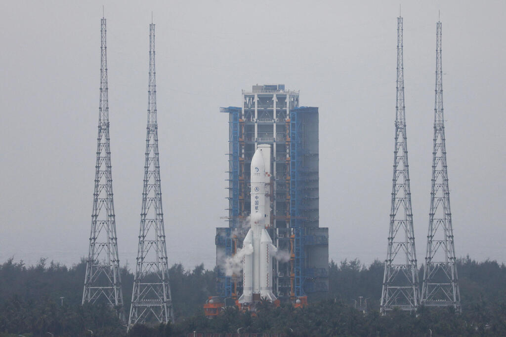 Chang'e 6 lunar probe and Long March-5 Y8 carrier rocket combination sit atop launch pad at Wenchang Space Launch Site in Hainan province, China, May 3, 2024 