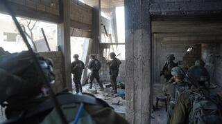 תיעוד פעילות צוות הקרב של חטיבה 679 נלחם במרחב המסדרון שכונת צברא  ודבריו של מפקד גדוד 221