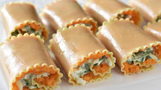 לזניה מגולגלת במילוי גבינות בטטה ותרד