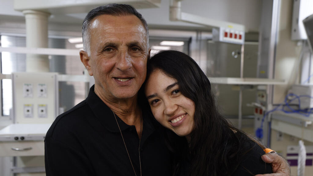 נועה ארגמני עם אביה, יעקב