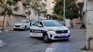 ניידת משטרה