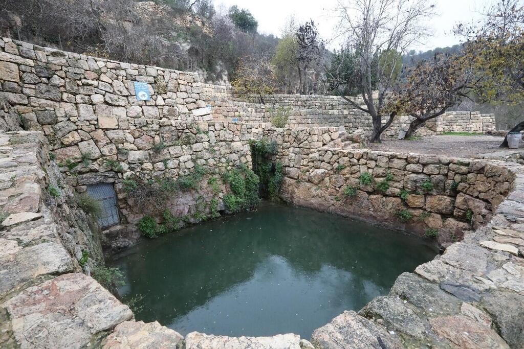 Sataf Springs in the Jerusalem Hills 