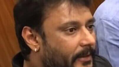 דרשאן שחקן קולנוע הודי הודו מואשם ב רצח