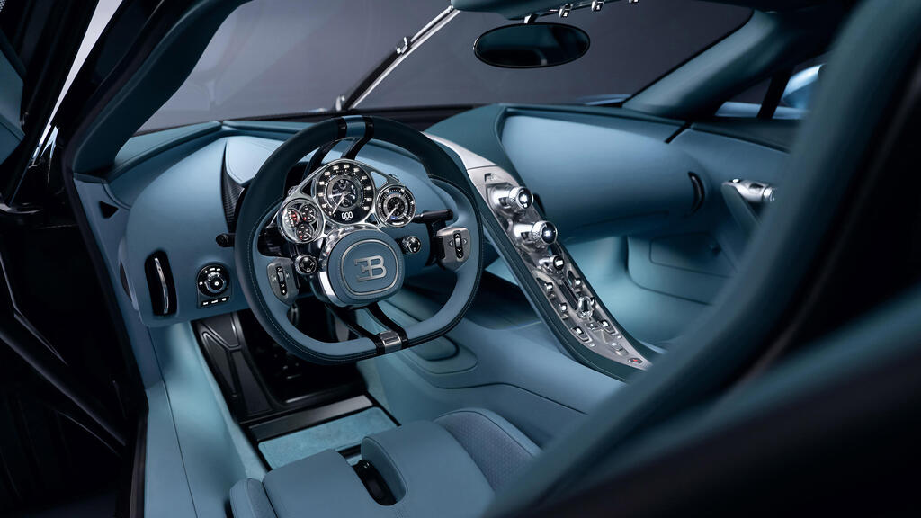 The interior of the Tourbillon 