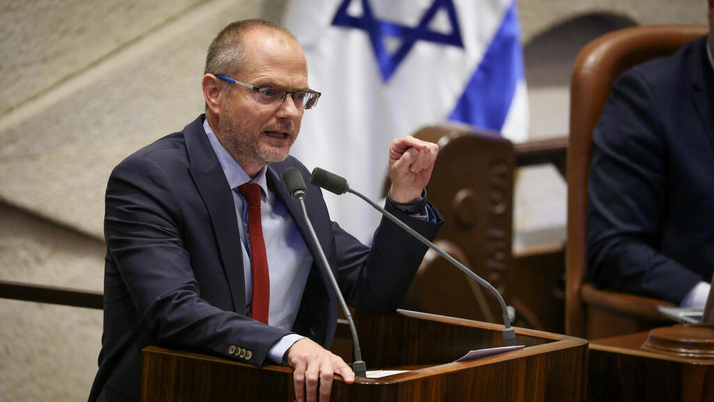 עודד פורר