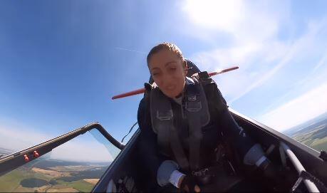 Canopy breaks off mid-flight 