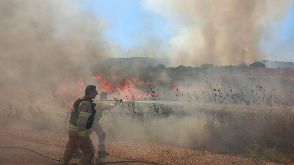 שריפה בשטח פתוח כתוצאה מהיירוטים האחרונים בשמי הגליל
