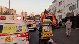 שריפה במבנה ברחוב שמוטקין בראשון לציון