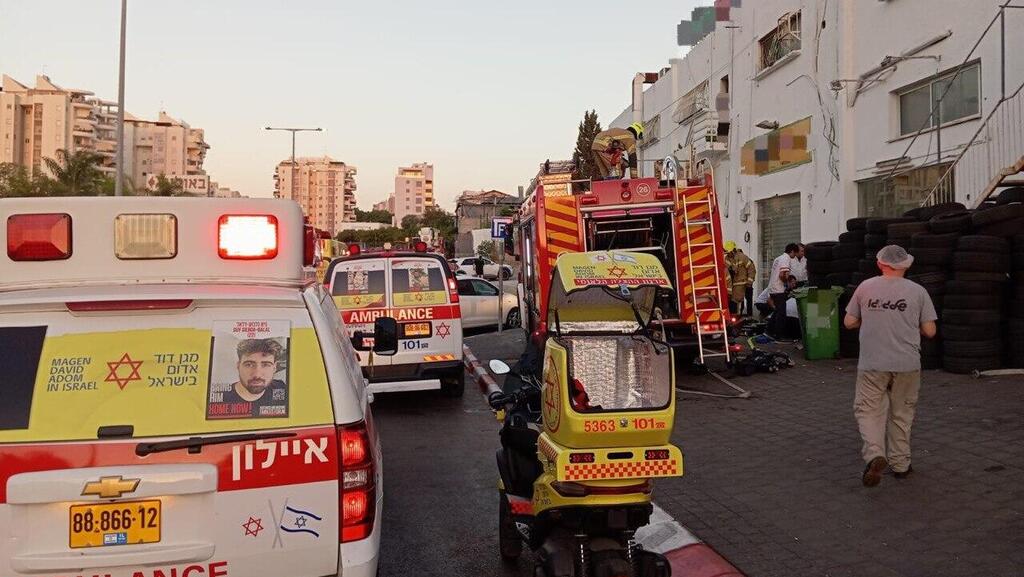 שריפה במבנה ברחוב שמוטקין בראשון לציון