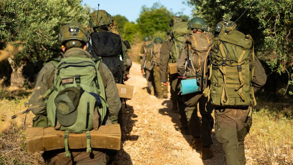 IDF troops train ahead of a possible offensive on Lebanon