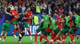 שחקני נבחרת פורטוגל בטירוף עם דיוגו קוסטה