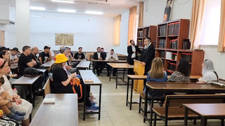 המפגש של קרובי החטופים עם הרב כהן