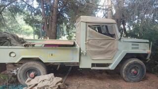 פעילות שוטרי המחוז הצפוני בישוב בצפון הגולן אותר בביתו של חשוד רכב צבאי מסוג אביר, ציוד צבאי רב ופצצת מרגמה