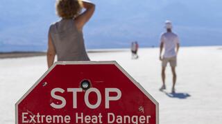 שלטי אזהרה מפני מהחום הכבד בארה"ב