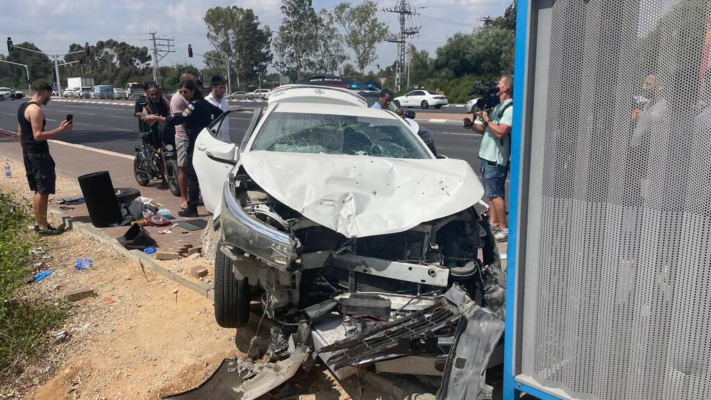 זירת הפיגוע המשולב בצומת ניר צבי