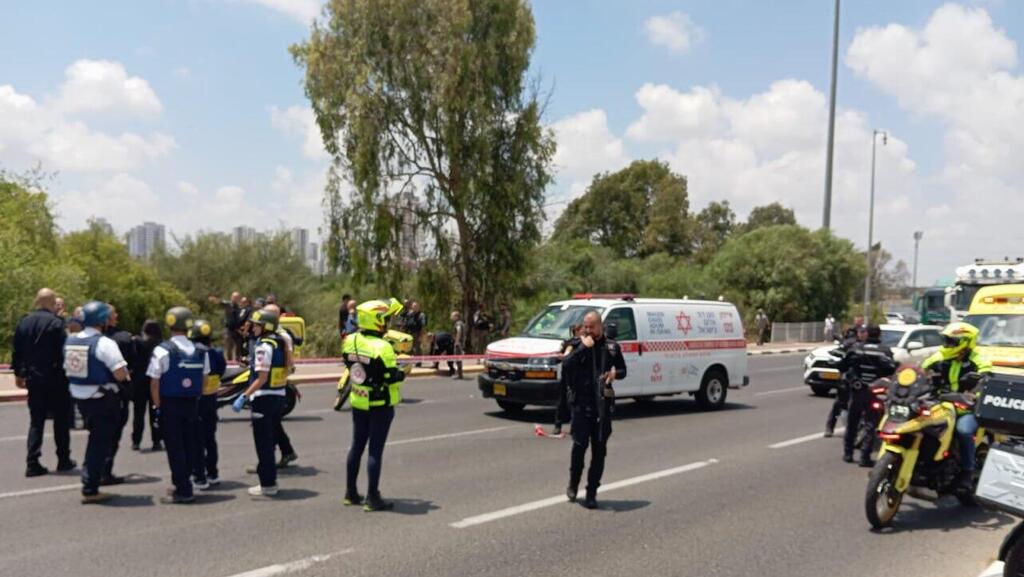 זירת הפיגוע המשולב בצומת ניר צבי