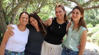 רונית וייס ובנותיה בדיקת BRCA