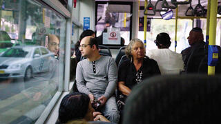 אופיר משתתף בתוכנית גלגלים