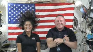 בארי ווילמור וסוניטה ווליאימס בתחנת החלל