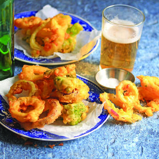  טבעות בצל בבלילת בירה