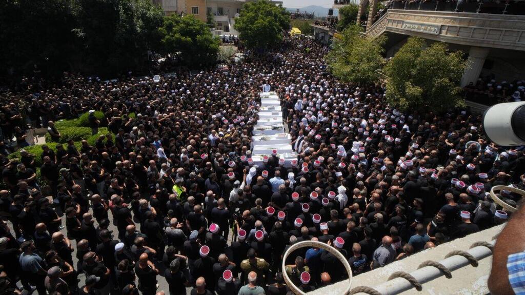 הלוויית הילדים שנרצחו במתקפת חיזבאללה במגרש הספורט שבמג'דל שמס