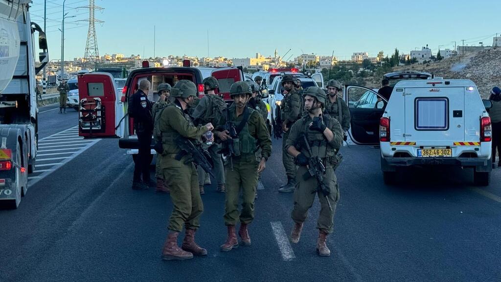 כוחות צה"ל בזירת הפיגוע