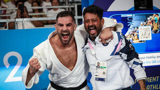 פיטר פלצ'יק עם אורן סמדג'ה