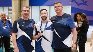 קבלת פנים ארטיום דולגופיאט