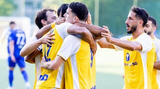 שחקני מכבי ת"א חוגגים