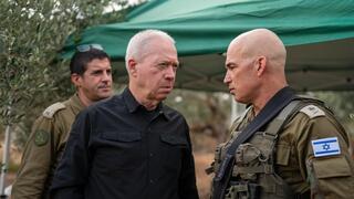 שר הביטחון יואב גלנט ביקר הבוקר בתרגיל של עוצבת שועלי מרום אשר דימה לחימה במתאר צפוני