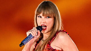 טיילור סוויפט הופעה ב צרפת ב יוני